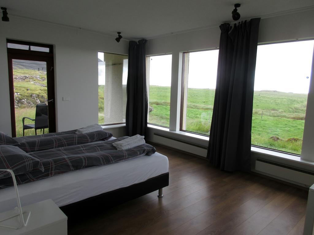 Rauðaberg II Guest House Raudaberg Bagian luar foto