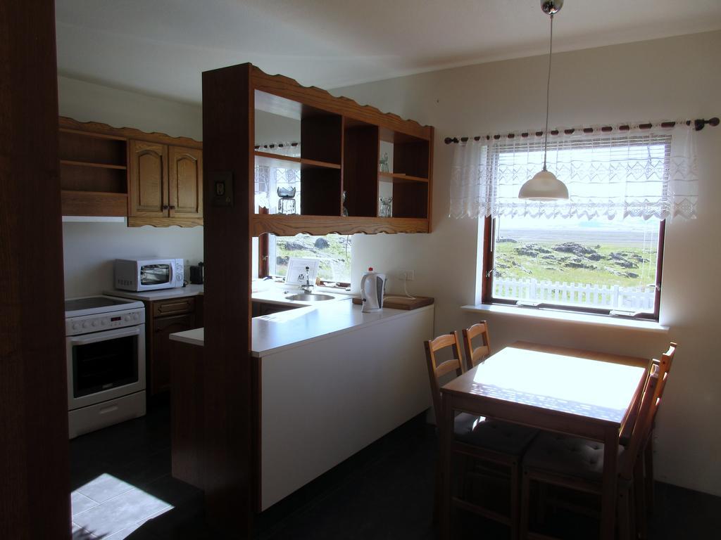 Rauðaberg II Guest House Raudaberg Bagian luar foto